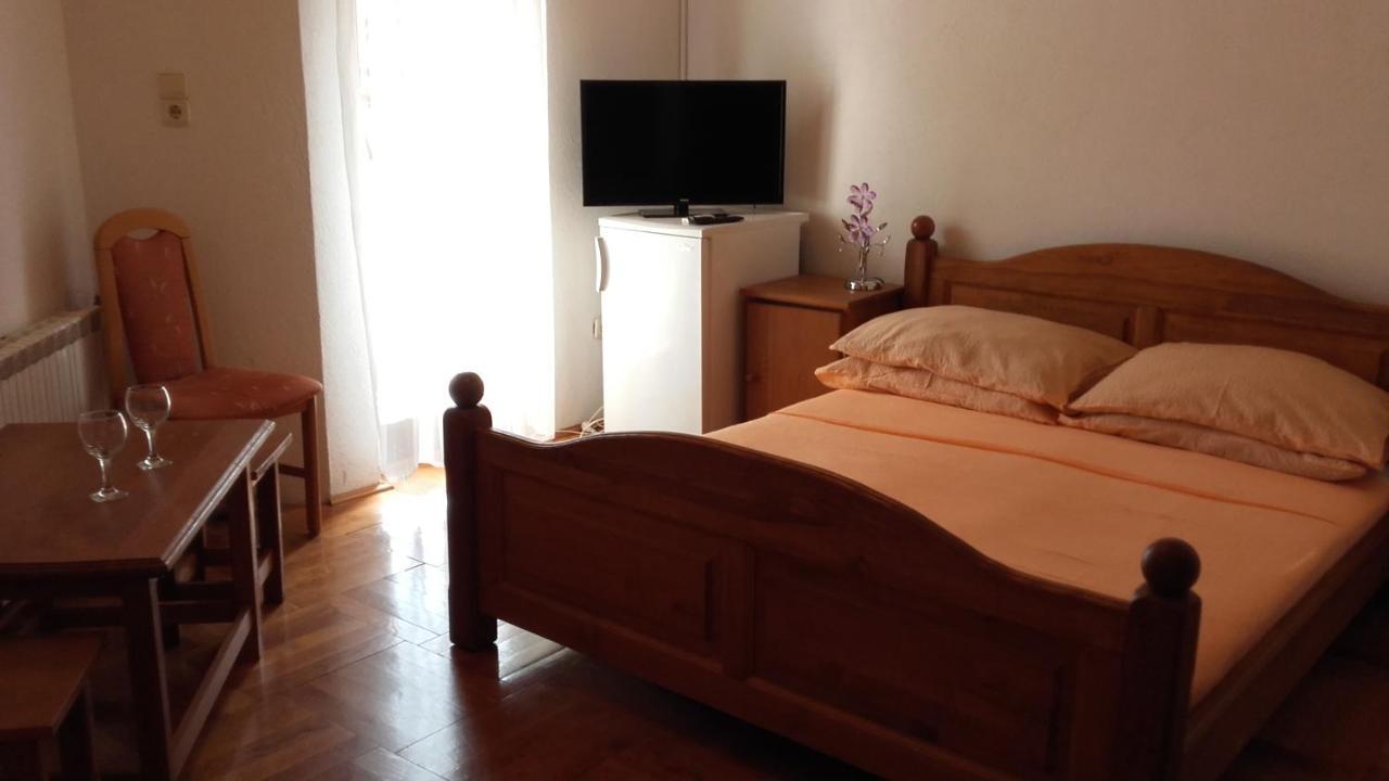 Villa Mateja Donji Okrug  Zewnętrze zdjęcie