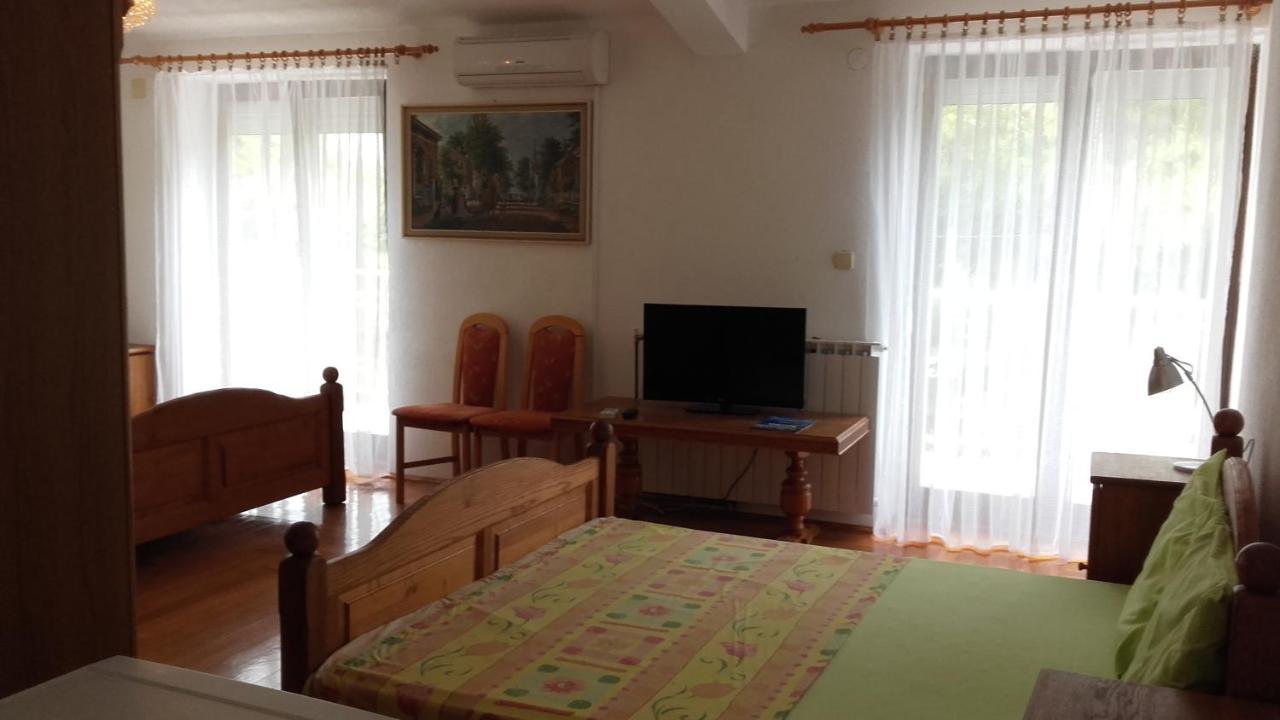 Villa Mateja Donji Okrug  Zewnętrze zdjęcie