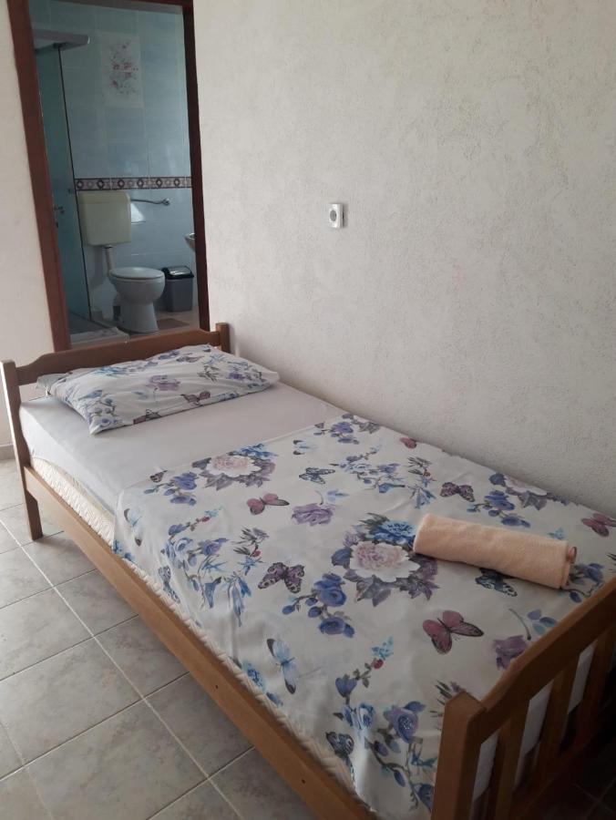 Villa Mateja Donji Okrug  Zewnętrze zdjęcie